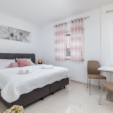 Marine Lux Apartments Póla Kültér fotó