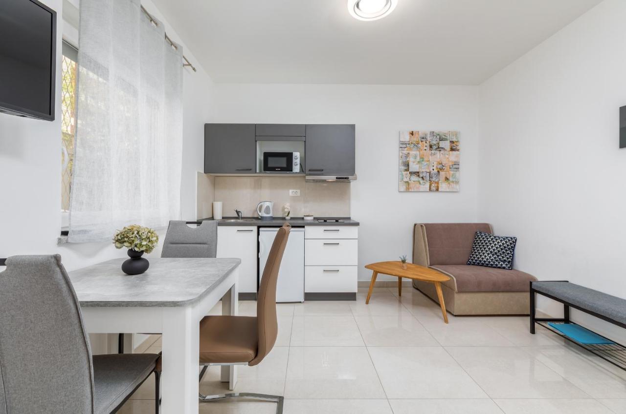Marine Lux Apartments Póla Kültér fotó