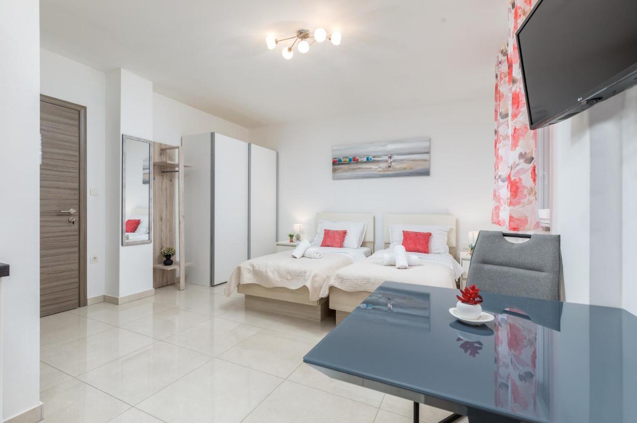 Marine Lux Apartments Póla Kültér fotó